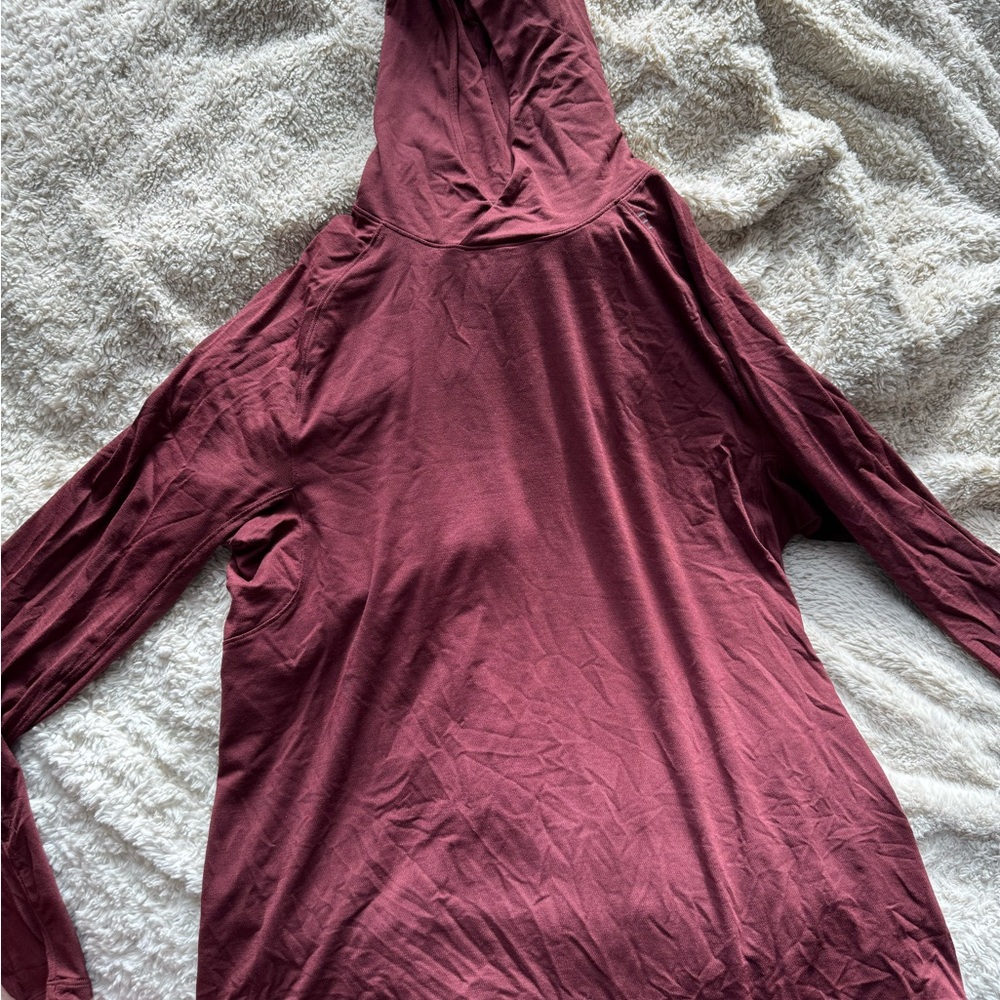 Men’s lululemon license to train hoodie red